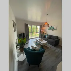 Apartment 27 Lock Keepers Court By Mia Living Spacious 2 Bedroom With Free Parking, Cardiff